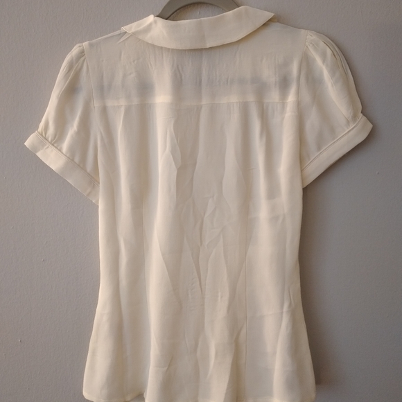 Ivory vintage inspired button up blouse - Picture 2 of 3